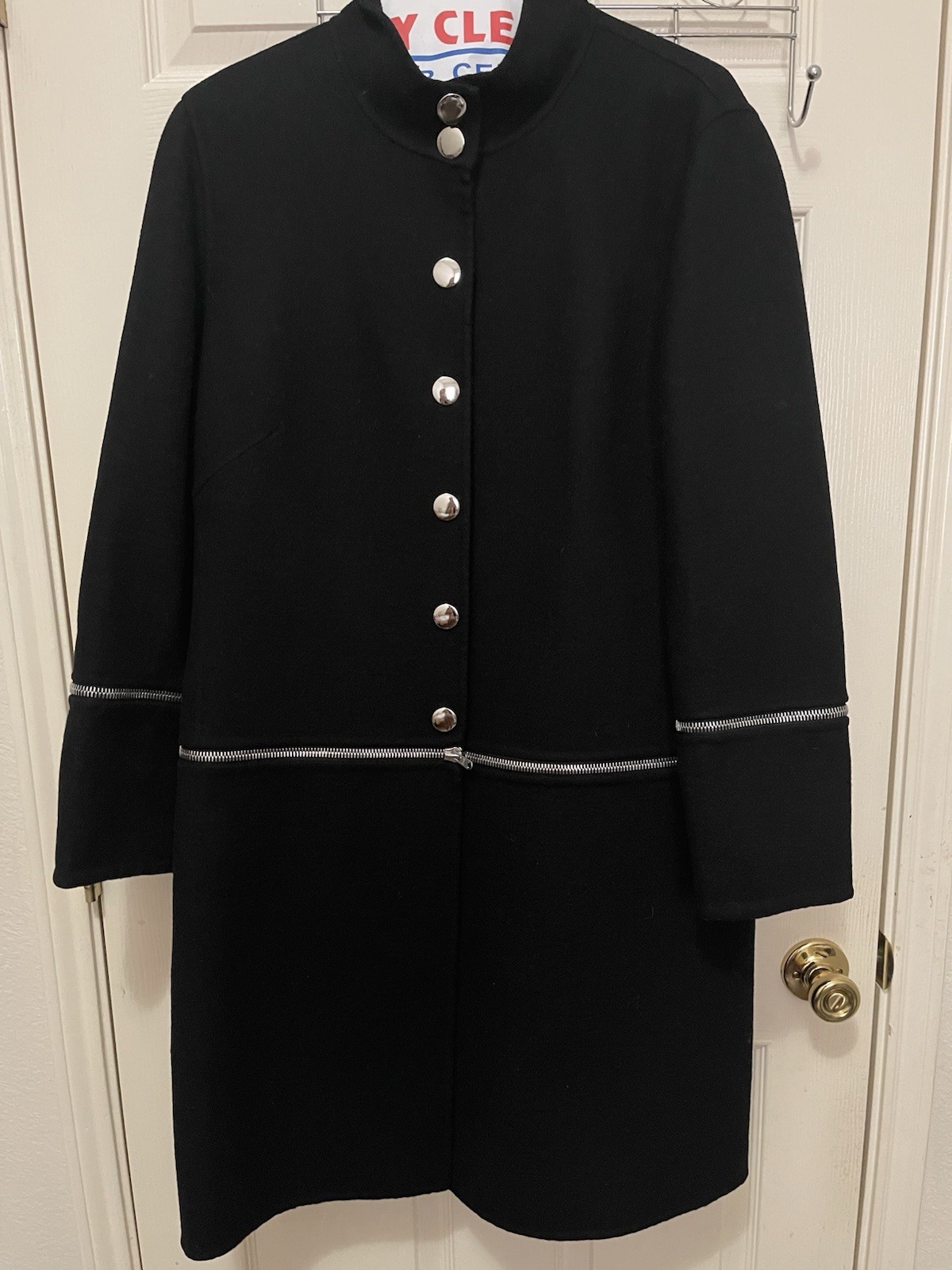 Coat - image 2