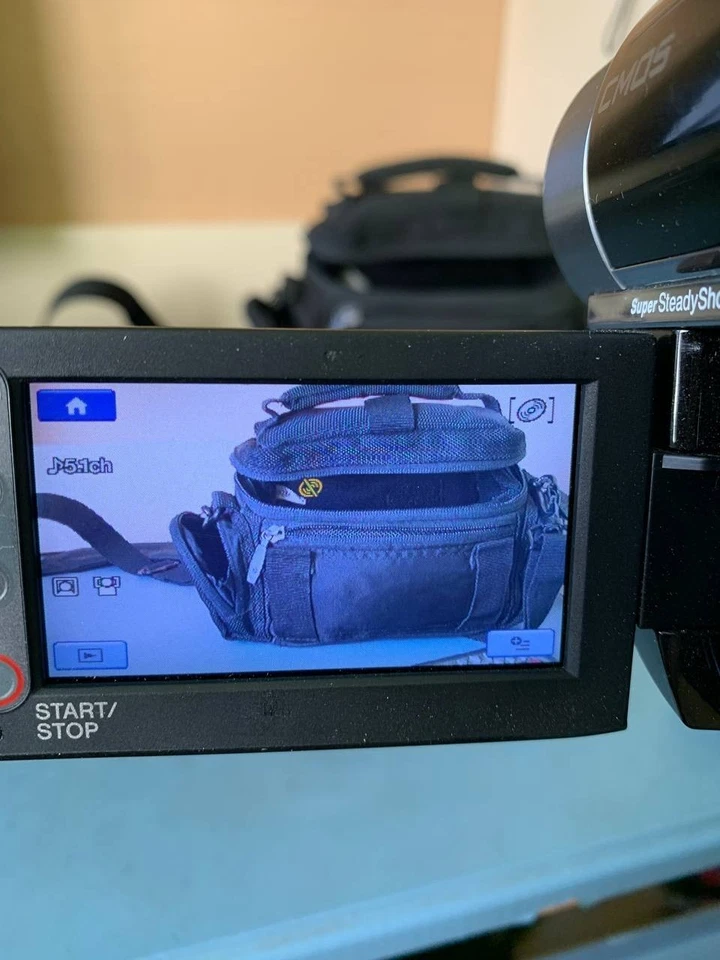 Sony HDR-UX10 Flash Media Camcorder,Handycam - Image 2 of 4