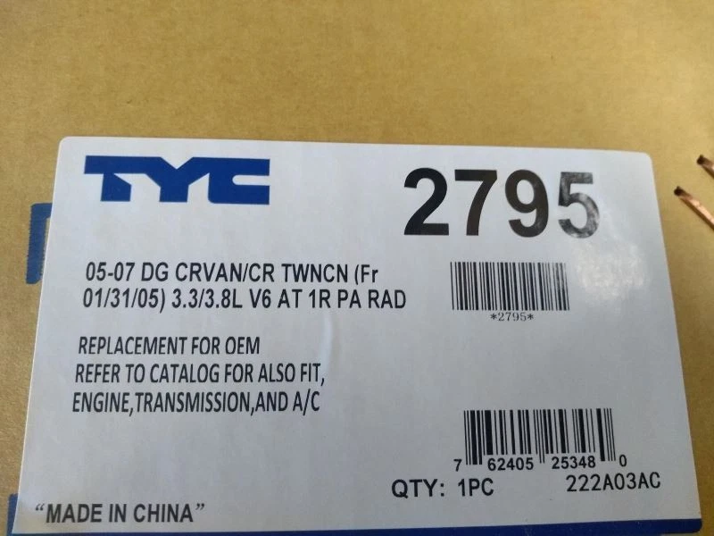 Radiator 6 Cylinder Fits 05-07 CARAVAN 1541909 Foto 3 de 3