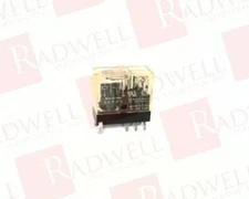 IDEC RJ2S-C-D24 / RJ2SCD24 (NEW IN BOX)