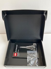 Lego Architecture The Eiffel Tower 21019 Complete with Manual. Like new.