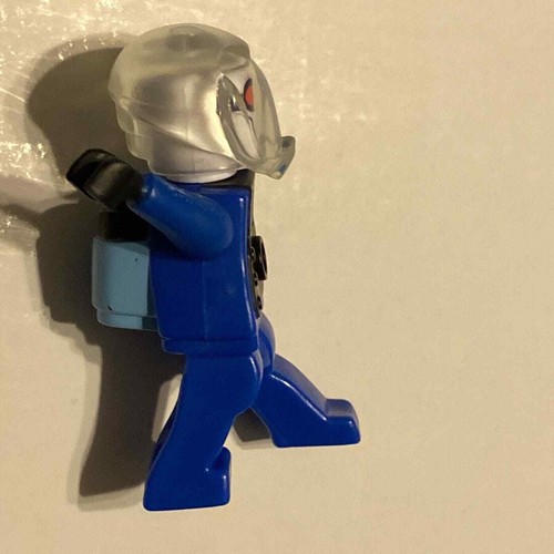 Mr Freeze LEGO Batman Actionfigur McDonalds Happy Meal Spielzeug 2008 DC Comics 3 Zoll - Bild 4 von 6