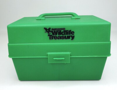 Illustrated Wildlife Treasury 1988 Animal Fact Cards & Green Case