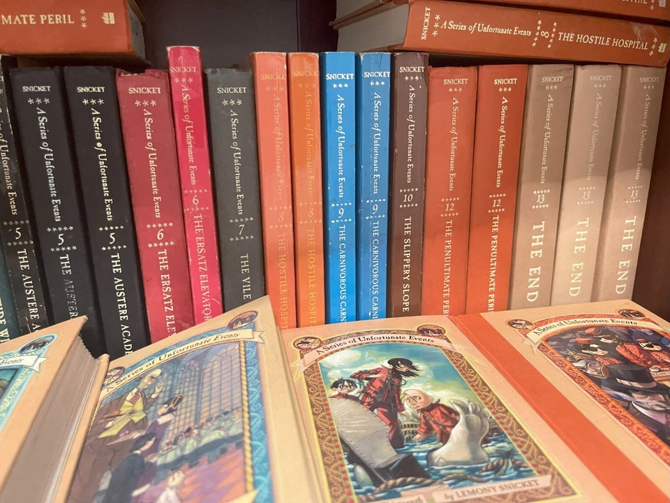 A Series of Unfortunate Events CHOOSE TITLE/# by LEMONY SNICKET 1 flat shipping Foto 2 de 2