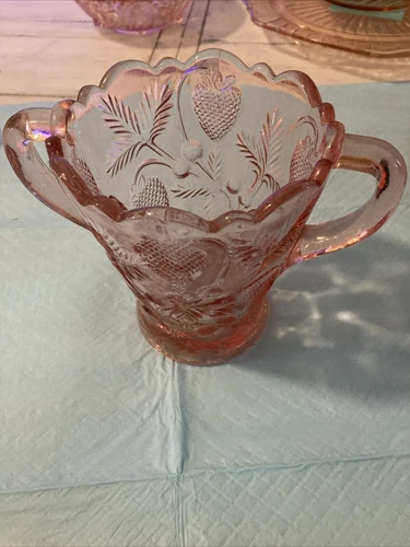 vintage mcm fenton pink vase