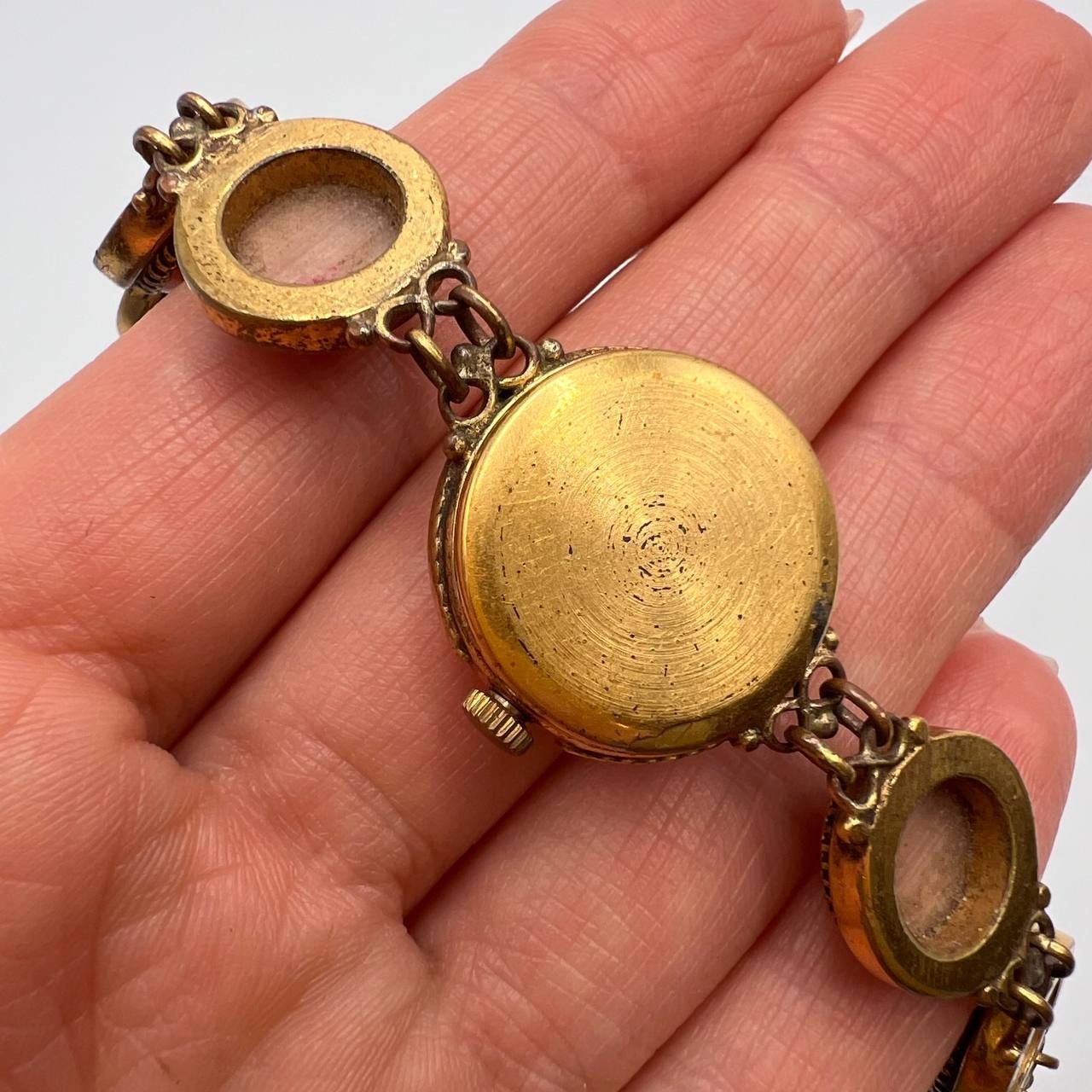 Vintage USSR Chaika Women’s Gold Plated Wrist Watch Cat’s Eye Stones Working 33g