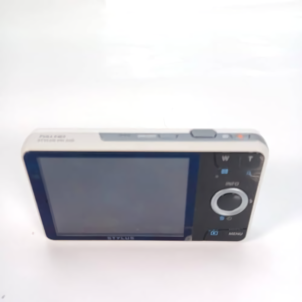 Olympus Stylus VH-520 14.0 MP White Compact Digital Camera Used