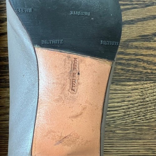 Zapatos de salón de ballet Salvatore Ferragamo gris topo Vara con arco de cuero para mujer 9,5 AA de colección - Imagen 7 de 11