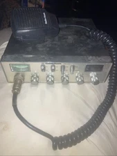 RADIO SHACK TRC-444 CB RADIO With HAND MICROPHONE (NO ANTENNA)