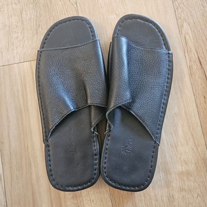 Tommy Bahama Men Sandals | eBay display picture 2