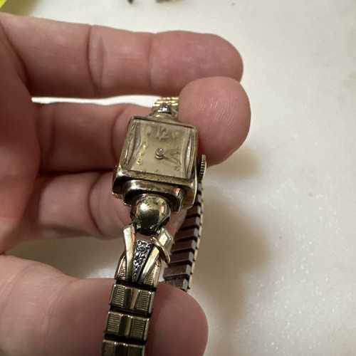 Hamilton 14k Gold Filled Ladies Wristwatch - With Stretch Band/ Runs Stop Nice. - Picture 5 of 16