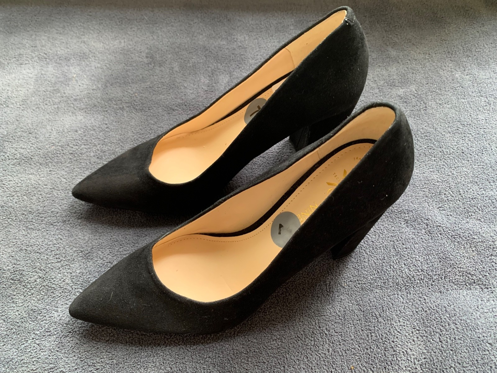 Nine West Abilyn Block Heel Pumps – Black Suede – Size 7M – New Without Box