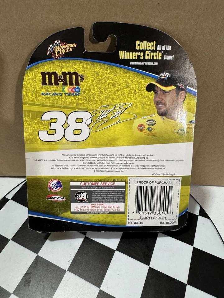 РЕДКАЯ* литая модель Elliott Sadler No38 M&M's Texas Win Raced 2004 1:64 Nascar - Изображение 4 из 4
