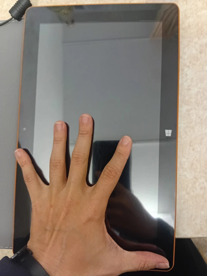 Pc Tablet Schwarz ✅️ TOP ZUSTAND  - 10,1 Zoll - mit Hüll - Bild 3 von 4