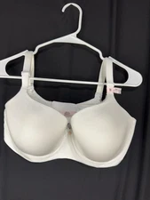 Victoria's Secret  Lightly Lined Cream White Underwire Bra 38DDD