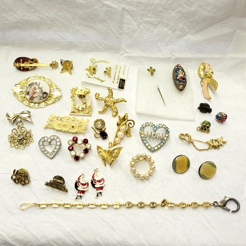 Vintage Fashion Costume Pins/Pendants Jewelry Lot (A5)