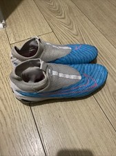 crampons foot nike