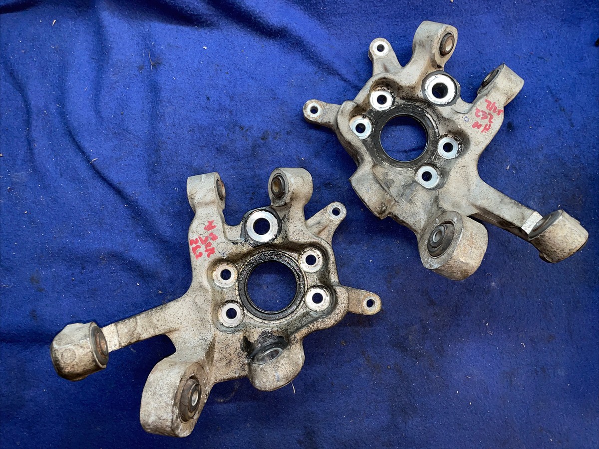 90-96 Nissan 300zx Z32 N/A Aluminum Rear Spindle Knuckle Set 90-96 Nissan 300zx Z32 N/A Aluminum Rear Spindle Knuckle Set