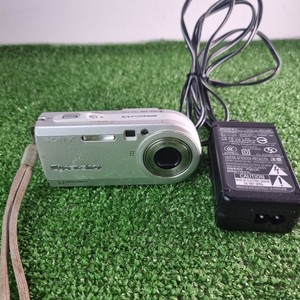 Sony Cybershot DSC-P100 5.1 MP Compact Digital Camera Silver Tested
