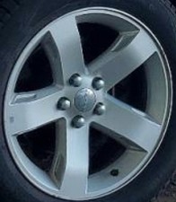 2014 Challenger Oe Wheel 18x7-12 Wide Spoke Inlay Dodge