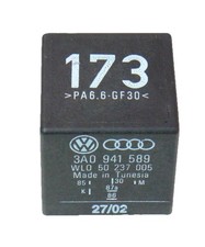 Relé VW / Audi DRL 173 Jetta Golf Cabrio GTI MK3 Mk4 Passat - 3A0 941 589