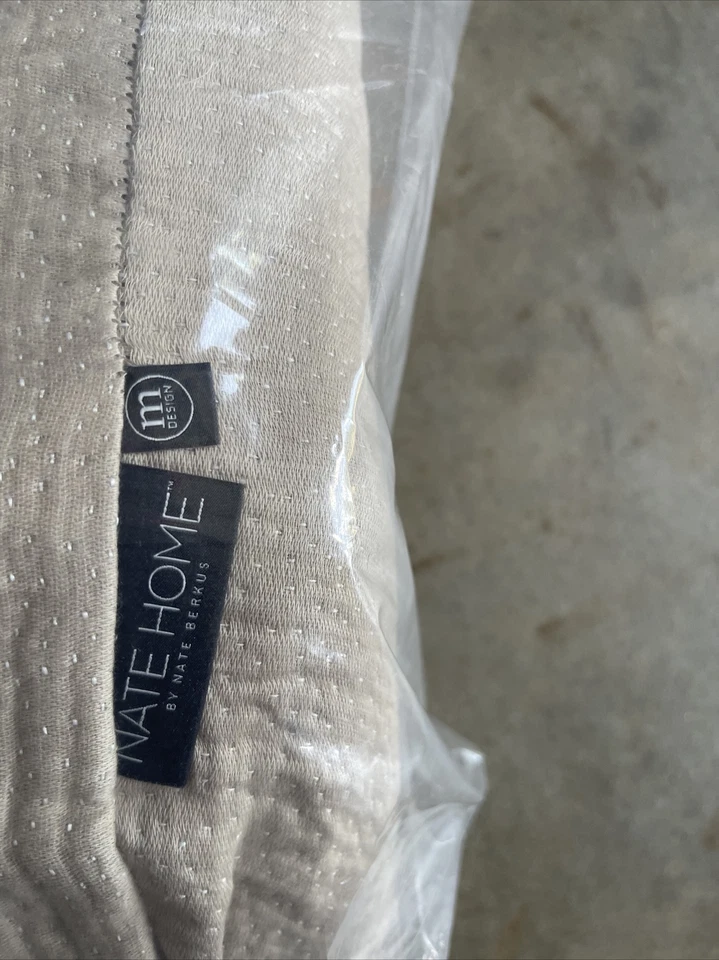 Nate Home Pin Dot Matelasse FULL / QUEEN Duvet Cover & Pillowshams Set Greige - Image 2 of 3