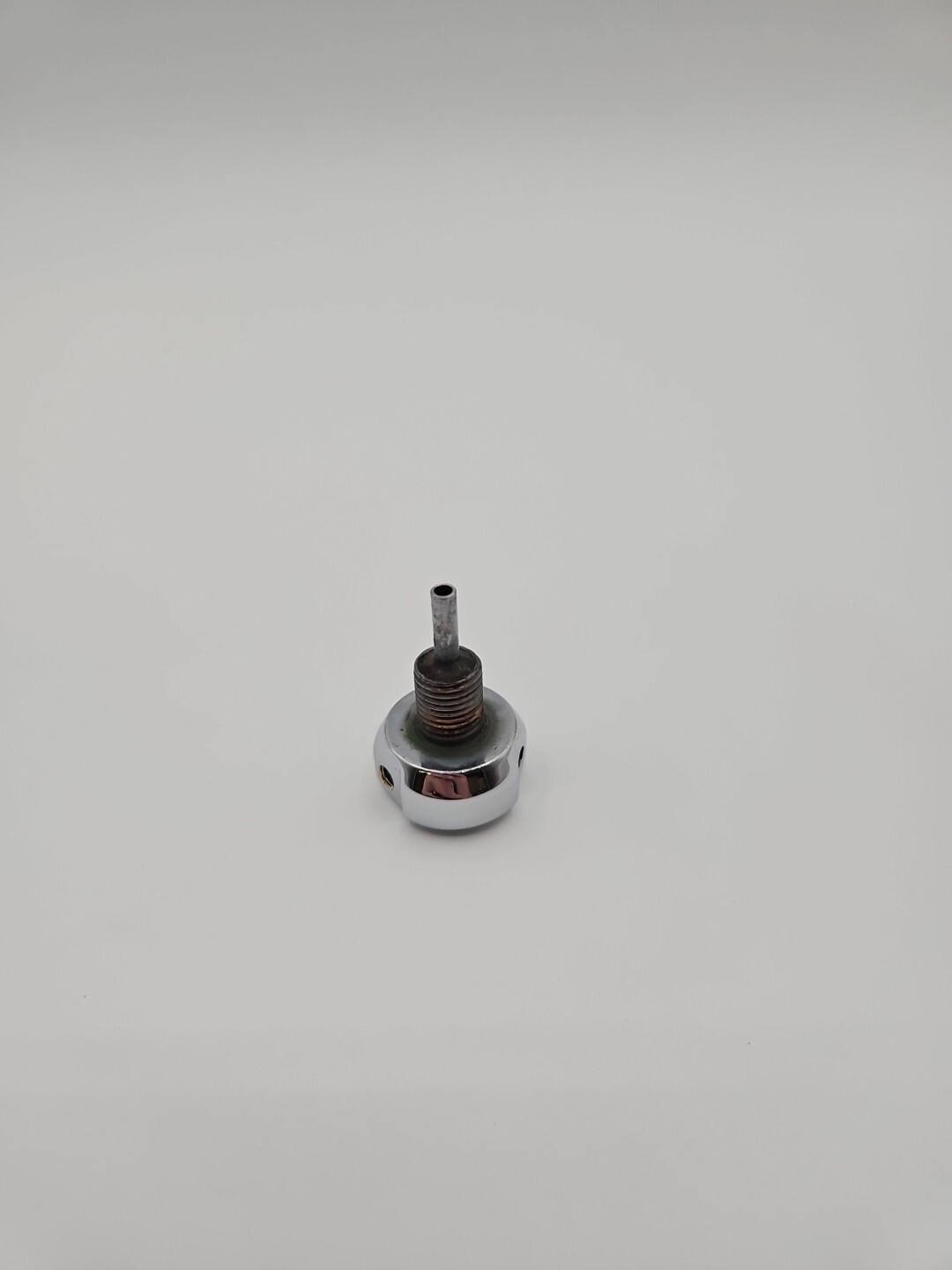 BENTLEY & ROLLS ROYCE WINDSCREEN WASHER JETS HOLDER ASSEMBLY (UD11036)
