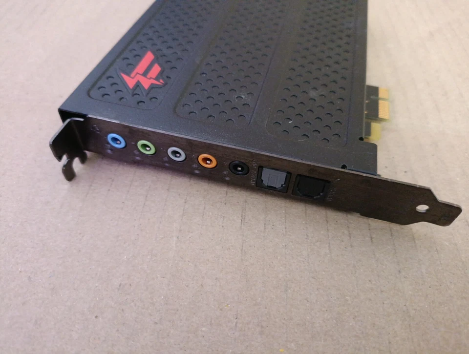 Soundkarte CREATIVE SOUNDBLASTER SB0880 Sound card X-Fi Titanium D3 7.1 SOUND - Bild 2 von 4