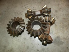 Deutz F2L612 Zahnräder Differential