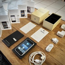 [RARE] iPhone 2G V1 - Boite blanche complète d’origine - Jamais activé !