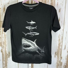 Old Navy, Black Shark Graphic Tee. Size Large Boy. In good used condition