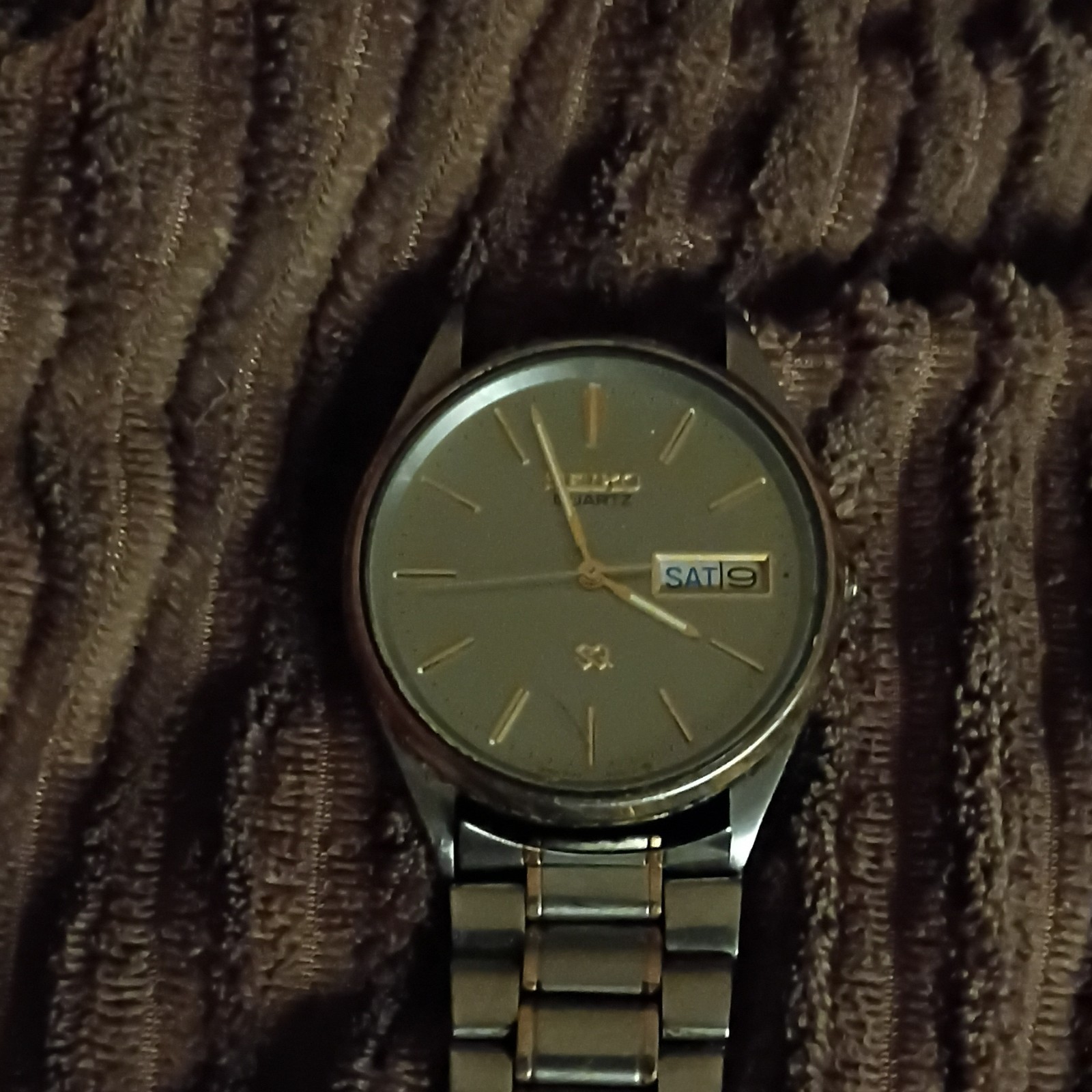 Seiko 5 Men's Automatic Day/Date Gold Dial Two-Tone Metal Bracelet Watch