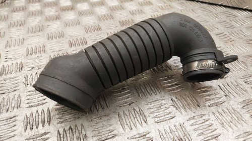 Audi A6 S6 C5 4B 1999 Diesel 85kW Ansaugrohr Ansaugschlauch Turbolader ART32401