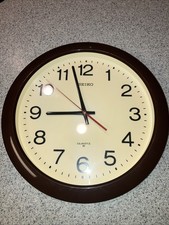 Vintage SEIKO Quartz 14 Round Hanging Wall Cl...