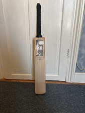 Funky Original Cricket Bat 2lbs 13oz Grade 3 English Willow SH