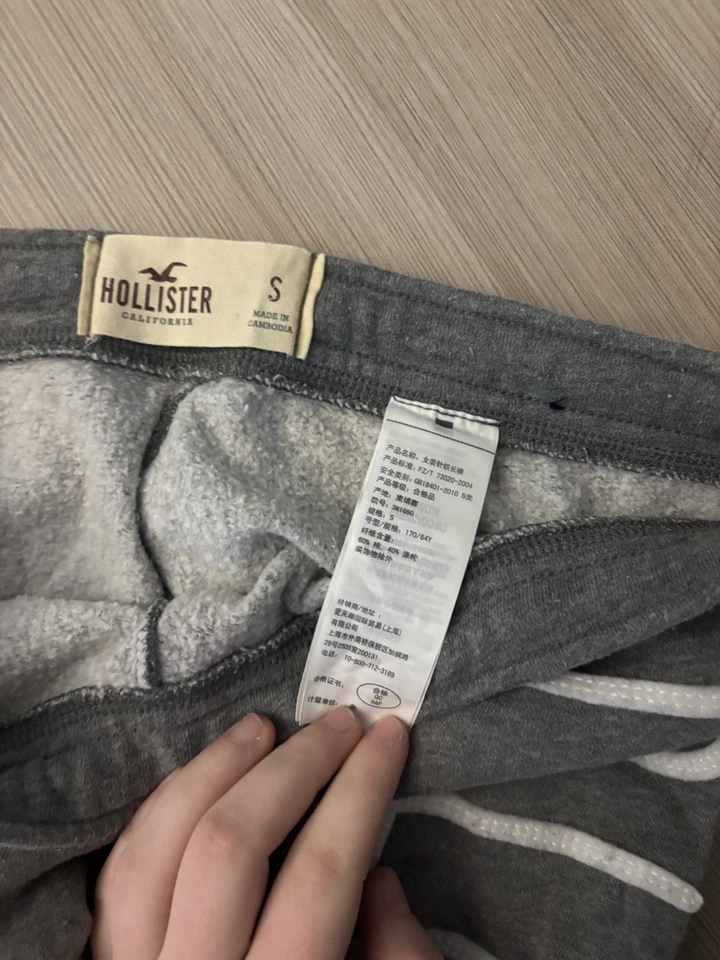 Hollister Cuffed Grey Sweatpant with Logo Down The Side Women's Sm Petite Y2K - Image 3 of 3