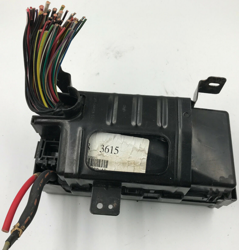 2002-2010 Mercury Mountaineer Fuse Box Relay Module OEM B02B57001