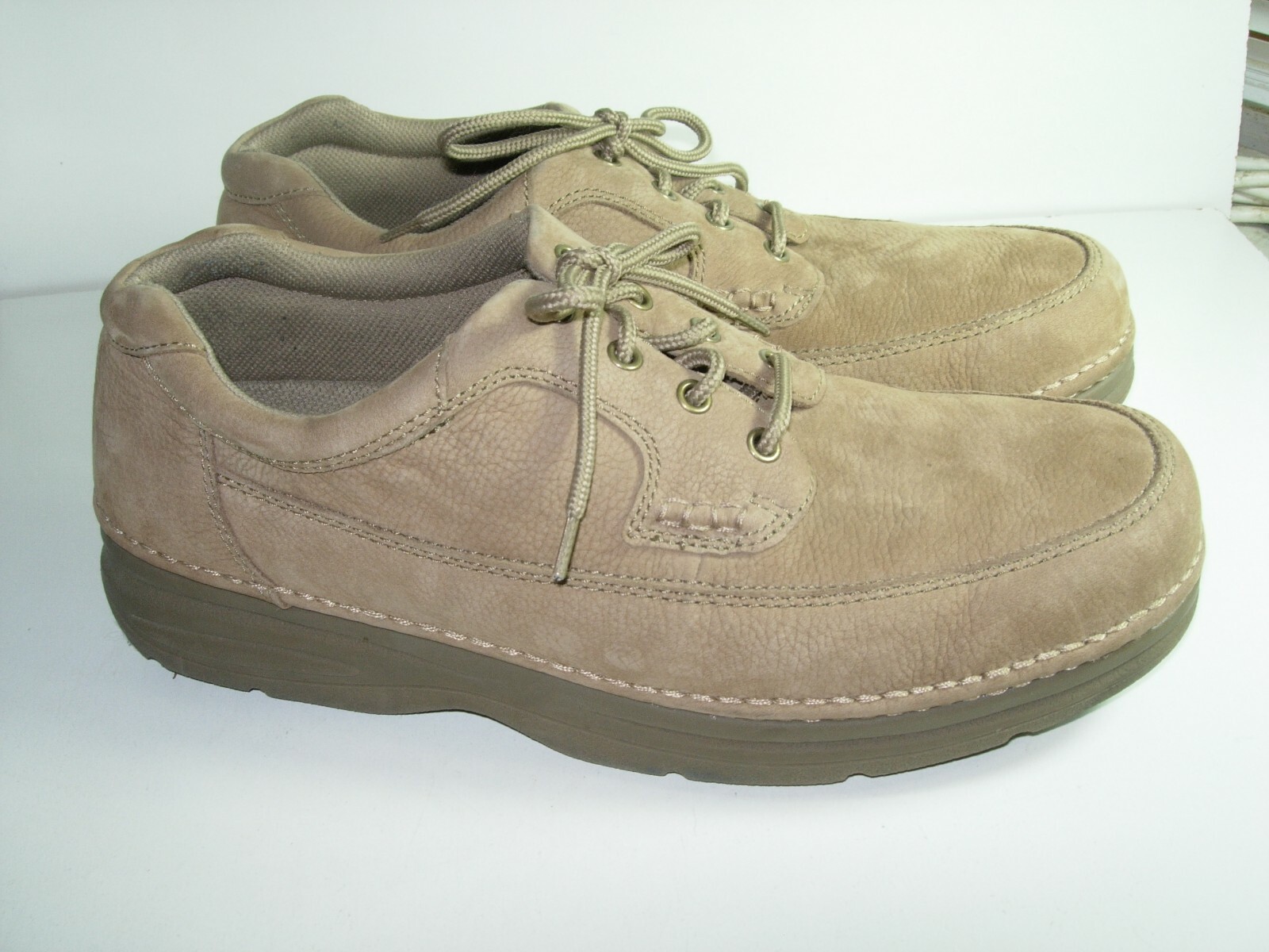 MENS BEIGE LIGHT BROWN BASS OXFORDS 