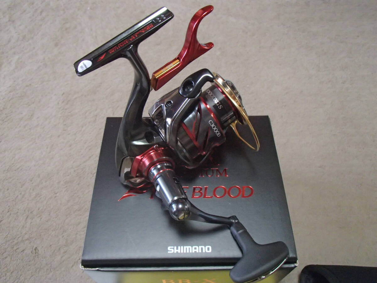 Shimano 24 Bb-X Technium Fire Blood C3000Dxg S Right Handle Shimano 24 Bb-X Technium Fire Blood C3000Dxg S Right Handle