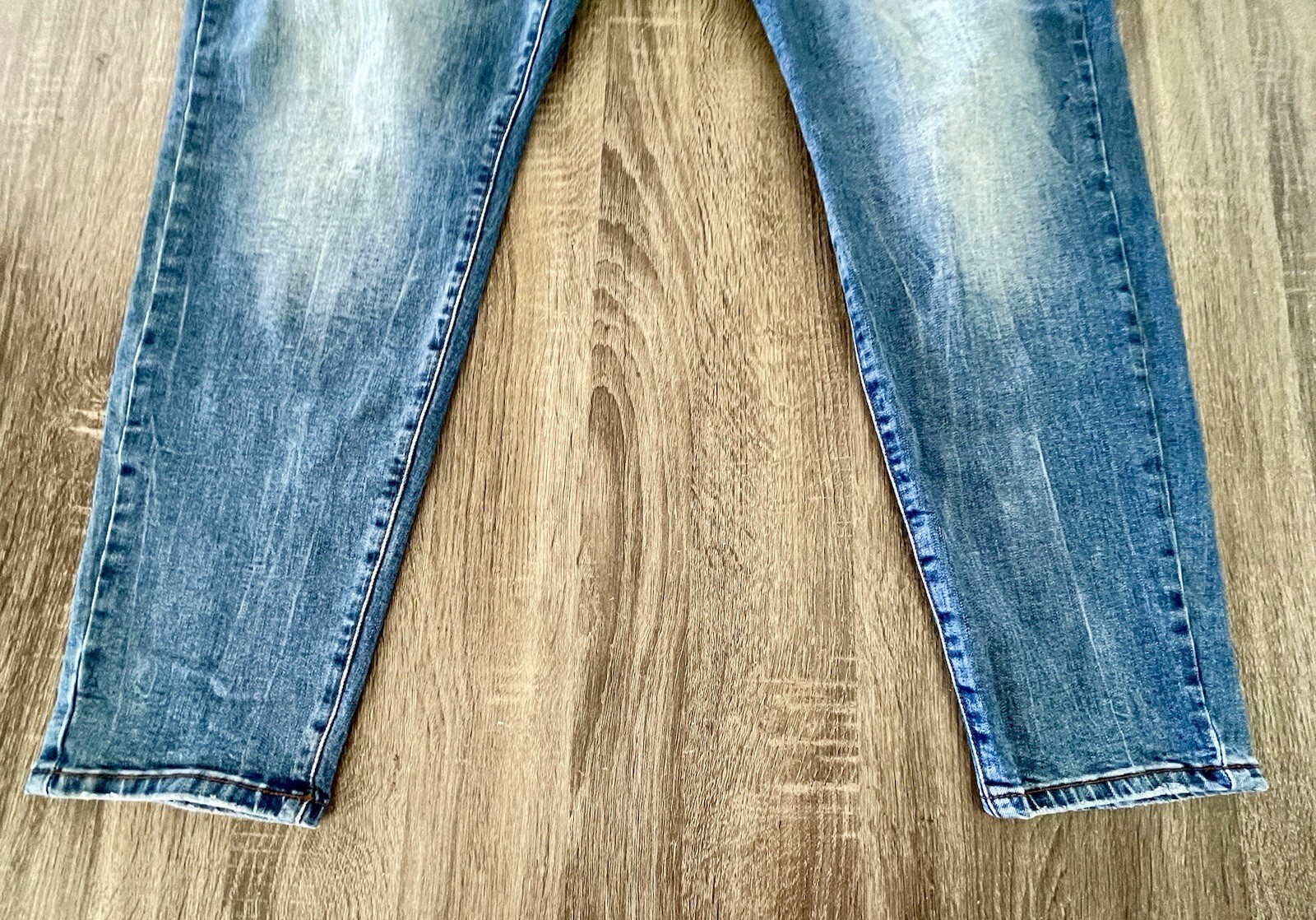 Picture 4 of 11