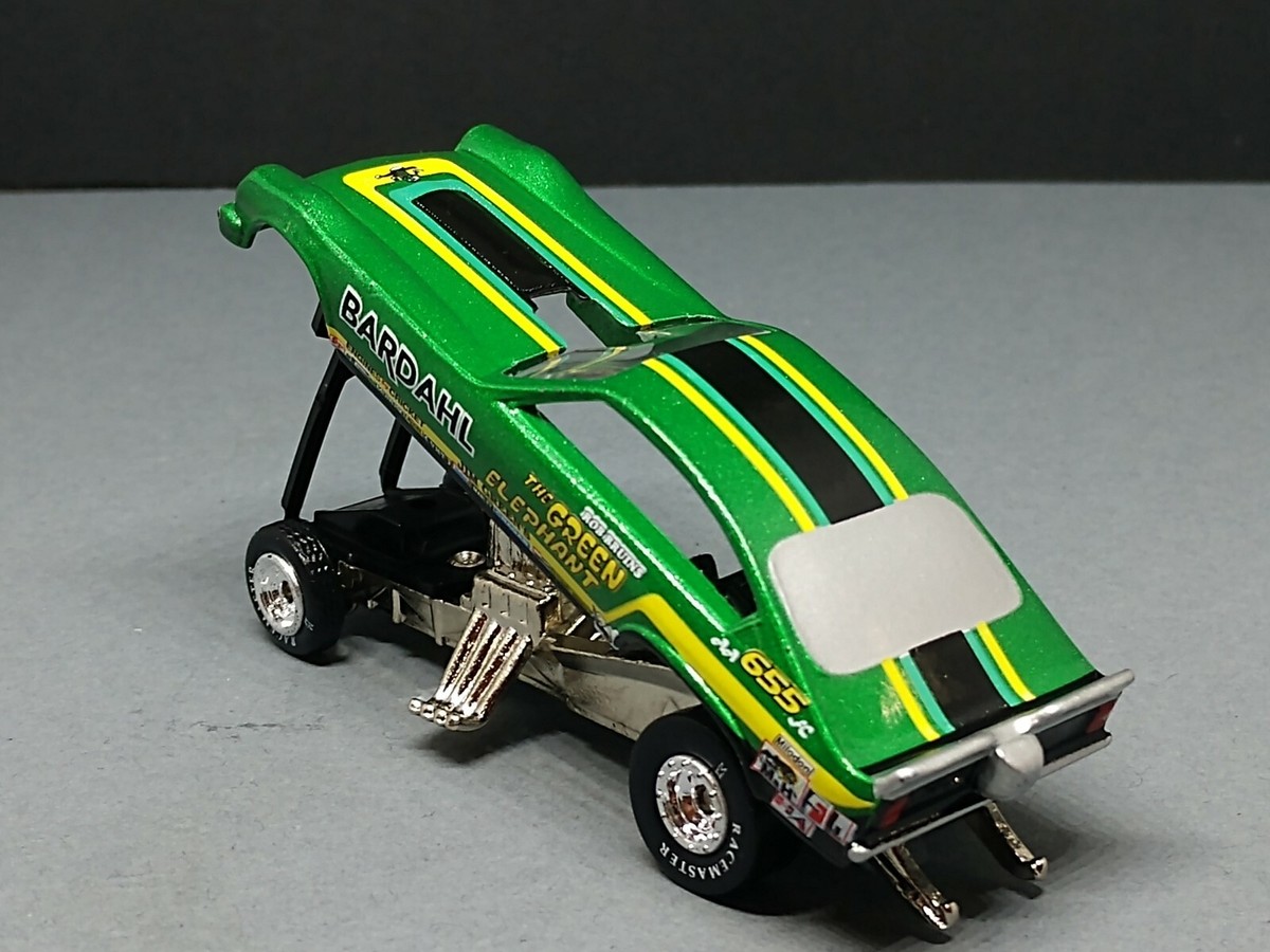 LIMITED EDITION NHRA '77 JIM GREEN ELEPHANT FUNNY CAR 1/64 SCALE