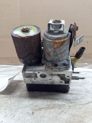 Used ABS Pump and Motor Assembly fits: 2009 Toyota Prius Actuator and Pump Assem