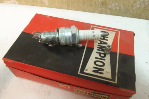 NOS CHAMPION N-5 SPARK PLUG BSA B34 C15 VINCENT Black Shadow Comet NORTON 600