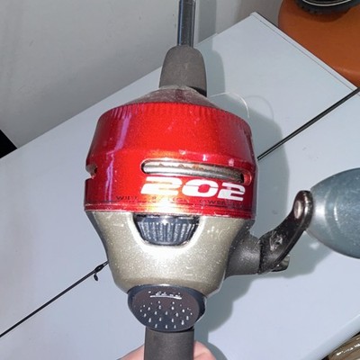 Zebco 202 Authentic Series Spincast Combo 5ft 2pc Graphite Pre-Spooled