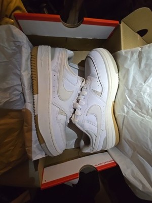 Nike Gamma Force womens size 6 -White Phantom Light Bone - NWB