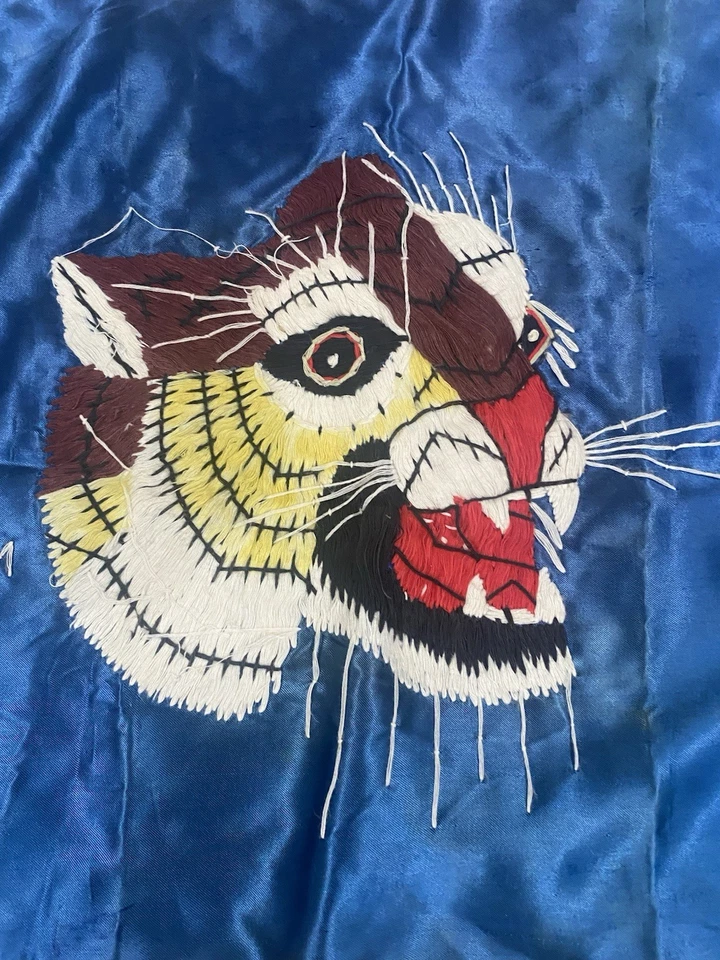 Vintage Vietnam War Era Silk Embroidered Tiger Pillow Case - Image 3 of 4