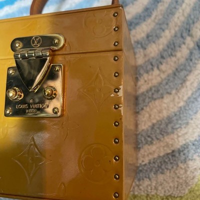 Louis Vuitton Vernis Bleecker M91002 Studded Party Bag Beige Patent Leather