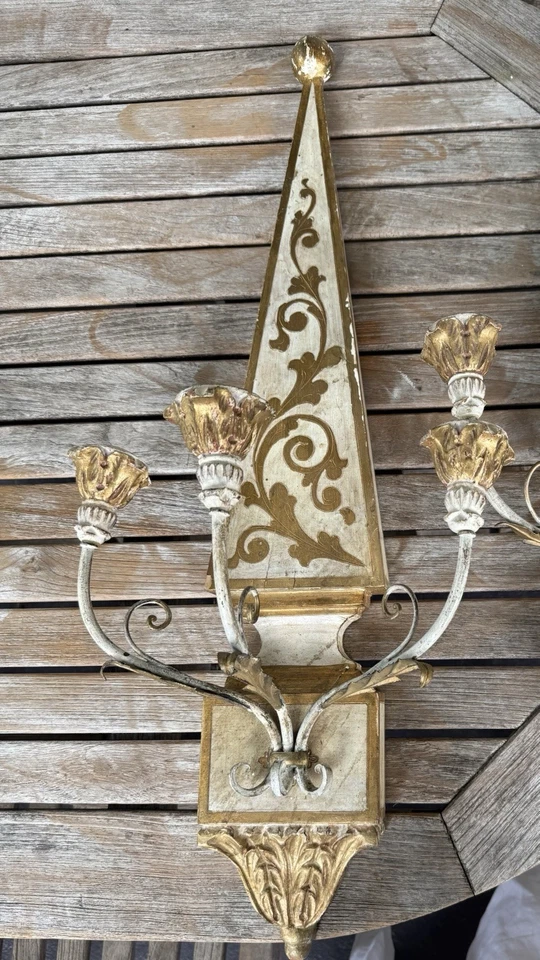 Giltwood hand-painted 3 candle Sconces - made in ITALY Gold, Vintage, Appliqué  - Image 2 of 4