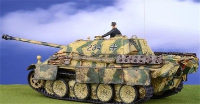 Forces of Valor 1:32 GERMAN TANK DESTROYER SD.KFZ.173 JAGDPANTHER #234 Normandy