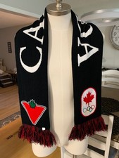 Team Canada Canadian Tire Torch bearer Scarf